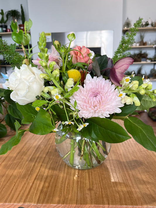 Garden Style Vase Arrangement - STANDARD