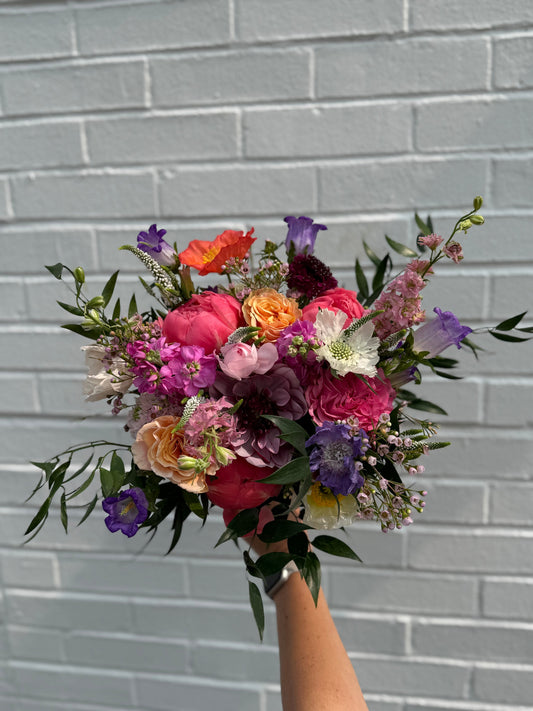 Oakmont Florist | Best Florist Oakmont PA | Plant Shop + Gift Shop – Roots To Petals