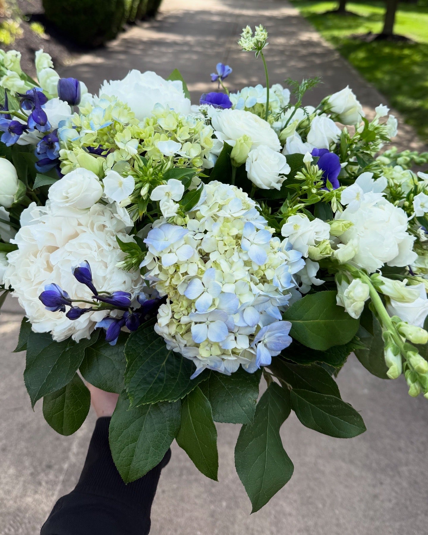 Passover Centerpiece - Round 20-24”