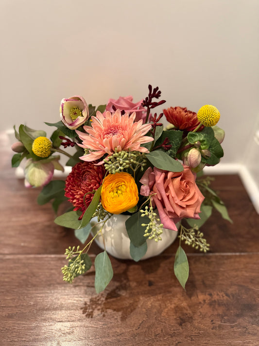 Round Thanksgiving Pumpkin Centerpiece